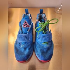 Men's Nike Uno sneakers Size 9